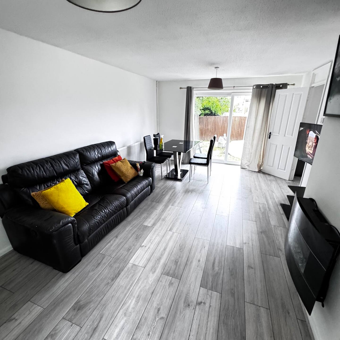 Arthur Street Apartment photo 2